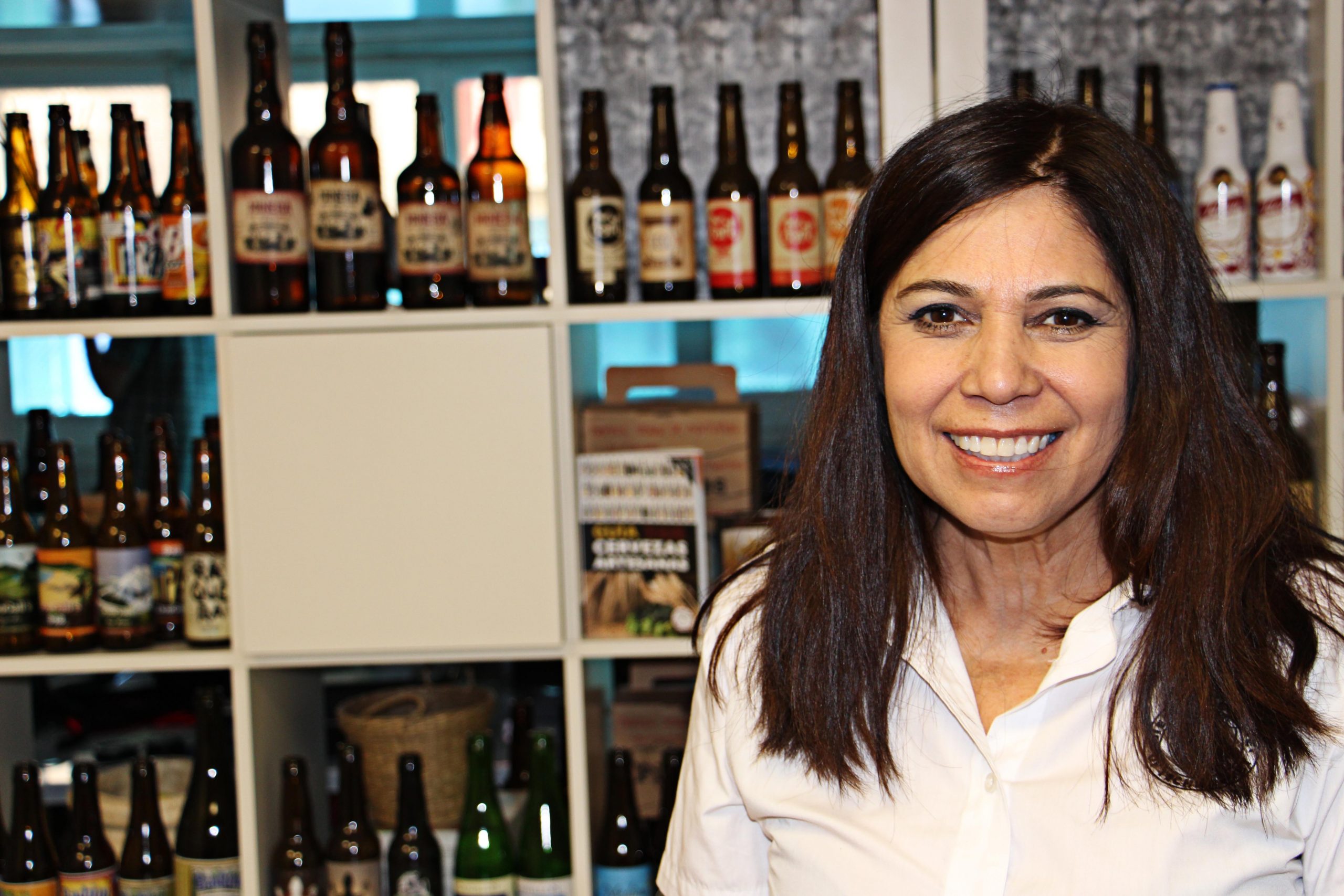 En este momento estás viendo Entrevista a Graciela Cervantes, miembro del jurado que decide cuáles son las mejores cervezas del planeta